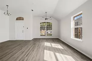 2302 Burning Light Dr, Dallas, TX 75228 - Photo 5