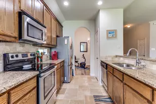 1317 Castlegar Ln, Fort Worth, TX 76247 - Photo 13