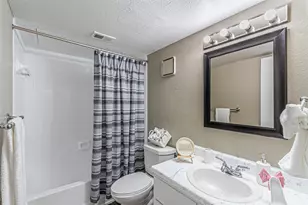 300 W Wintergreen Rd, DeSoto, TX 75115 - Photo 13