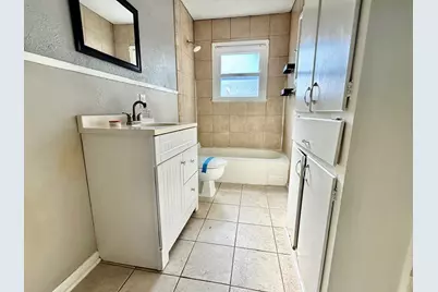 512 NW Lorna Street, Burleson, TX 76028 - Photo 7