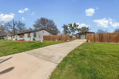 2200 Mangum Street, Commerce, TX 75428 - Photo 27