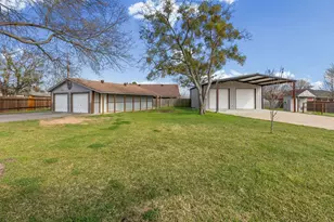 2200 Mangum St, Commerce, TX 75428 - Photo 37