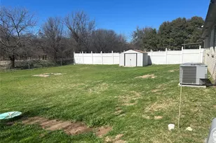 604 Shady Grove Dr, Granbury, TX 76049 - Photo 19