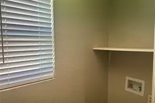 604 Shady Grove Dr, Granbury, TX 76049 - Photo 11