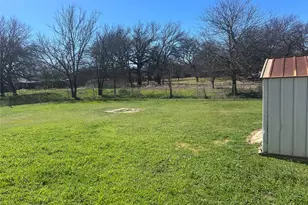604 Shady Grove Dr, Granbury, TX 76049 - Photo 21