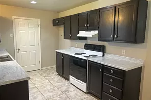 604 Shady Grove Dr, Granbury, TX 76049 - Photo 7