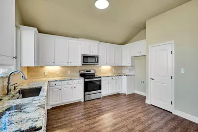 110 S Watson Street, Alvarado, TX 76009 - Photo 9