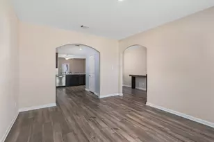 1013 McDonald Dr, Crowley, TX 76036 - Photo 3