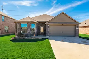 1013 McDonald Dr, Crowley, TX 76036 - Photo 1