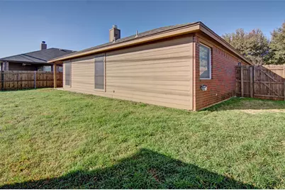 8216 Deer Bluff Lane, Saginaw, TX 76179 - Photo 33