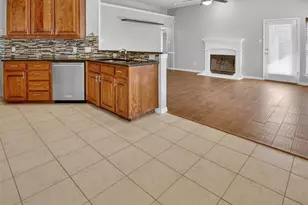 8216 Deer Bluff Ln, Saginaw, TX 76179 - Photo 13