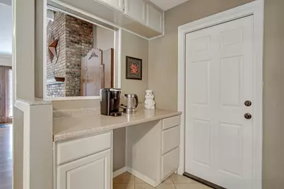 1910 New Castle Court, Arlington, TX 76013 - Photo 33