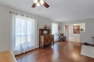 1910 New Castle Ct, Arlington, TX 76013 - Photo 9