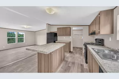 4800 Plum Bush Street, Granbury, TX 76048 - Photo 5