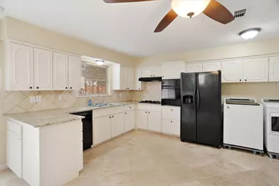 2324 N Lockhart, Sherman, TX 75092 - Photo 15