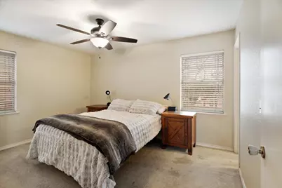 2324 N Lockhart, Sherman, TX 75092 - Photo 9