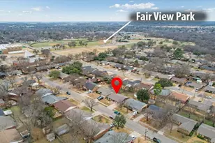 2324 N Lockhart, Sherman, TX 75092 - Photo 5