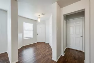 7500 Lazy Spur Blvd, Fort Worth, TX 76131 - Photo 3