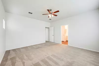 7500 Lazy Spur Boulevard, Fort Worth, TX 76131 - Photo 19