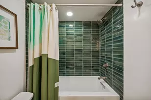 6060 Birchbrook Dr, Dallas, TX 75206 - Photo 21