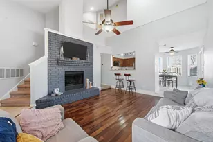 7428 Arbor Hill Dr, Fort Worth, TX 76120 - Photo 3