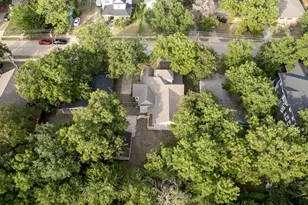 607 N Dallas St, Ennis, TX 75119 - Photo 5