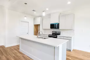 1111 Travis Ave, Alvarado, TX 76009 - Photo 5