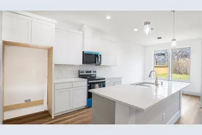 1111 Travis Avenue, Alvarado, TX 76009 - Photo 3