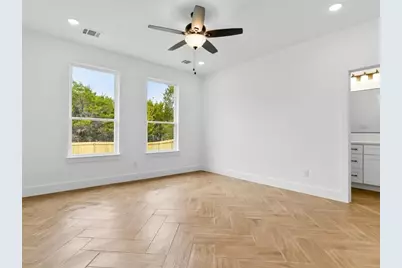 2518 Houston Drive, Granbury, TX 76048 - Photo 9