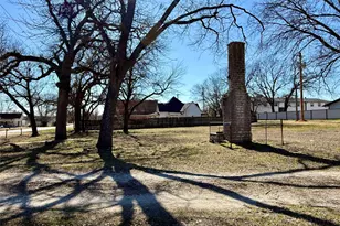 108 Cedar St, Hico, TX 76457 - Photo 1