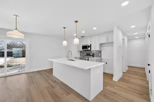 642 Botany Bay Dr, Dallas, TX 75211 - Photo 7