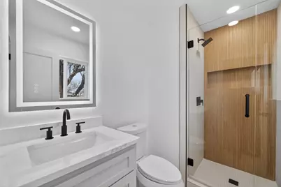 642 Botany Bay Drive, Dallas, TX 75211 - Photo 21