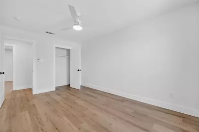 642 Botany Bay Drive, Dallas, TX 75211 - Photo 17