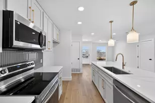 642 Botany Bay Dr, Dallas, TX 75211 - Photo 11