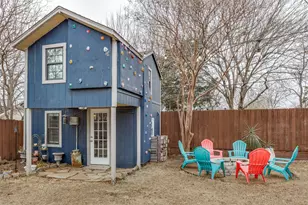 8535 Strathmore Dr, Dallas, TX 75238 - Photo 17