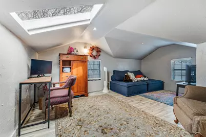 8535 Strathmore Drive, Dallas, TX 75238 - Photo 19