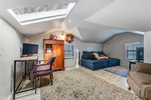 8535 Strathmore Dr, Dallas, TX 75238 - Photo 19