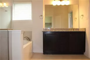 8619 Naomi St, Plano, TX 75024 - Photo 17