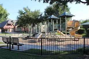 8619 Naomi St, Plano, TX 75024 - Photo 27