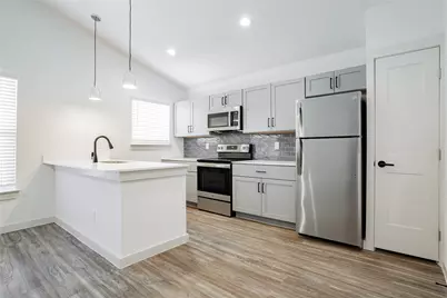 523 N Ewing Avenue #106, Dallas, TX 75203 - Photo 1