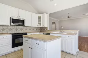 3104 Cherokee Ln, Waco, TX 76712 - Photo 13