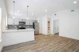 523 N Ewing Ave, Dallas, TX 75203 - Photo 3