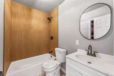 304 W Railroad Avenue, Godley, TX 76044 - Photo 9