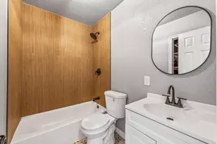 304 W Railroad Ave, Godley, TX 76044 - Photo 9