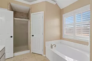 807 Birch Cir, Van Alstyne, TX 75495 - Photo 15