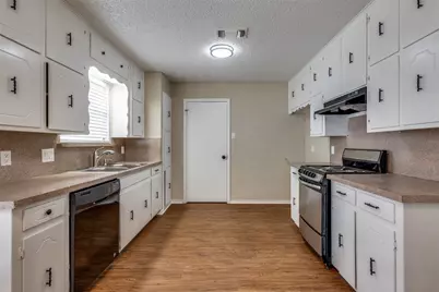 7436 Timberhill Drive, North Richland Hills, TX 76182 - Photo 9
