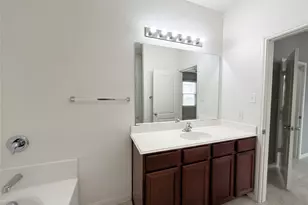 6020 Amber Cliff Ln, Fort Worth, TX 76179 - Photo 17