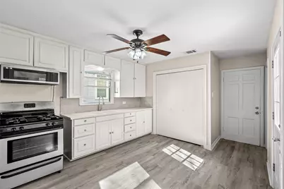 107 S French Avenue, Denison, TX 75020 - Photo 9