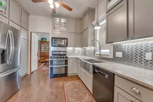 2410 Park St, Greenville, TX 75401 - Photo 9