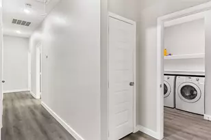 3906 Hancock St, Dallas, TX 75210 - Photo 9